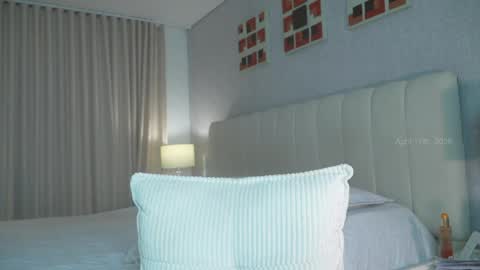 Camila online show from 04.17.26