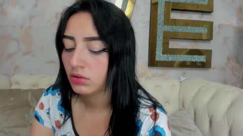 Snapshot of camilahunter__ chatting on 01.11.26 Camila online show from 01.11.26