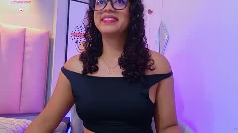 Camila online show from 04.11.26