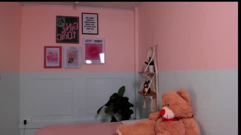 Camila  online show from 11.10.25