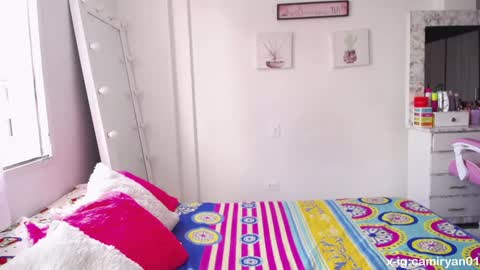 Snapshot of camilaryan chatting on 01.09.25 X IGcamiryan01 online show from 01.09.25