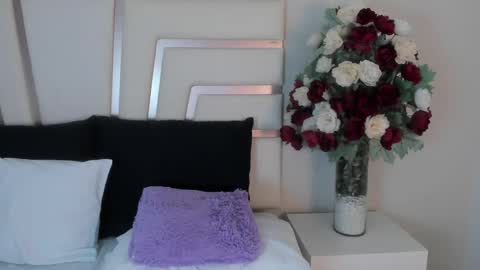 Camila online show from 12.19.24