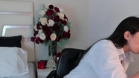 Camila online show from 12.27.24