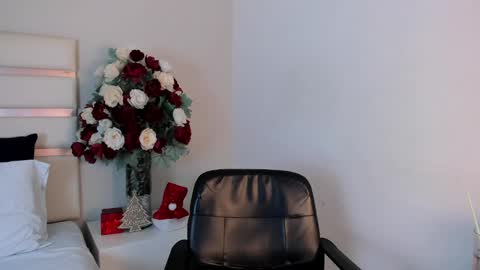 Camila online show from 01.02.25