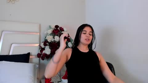 Camila online show from 01.04.25