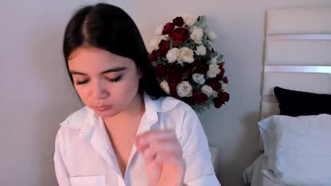 Camila online show from 01.18.25