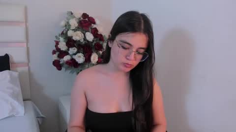 Camila online show from 01.28.25