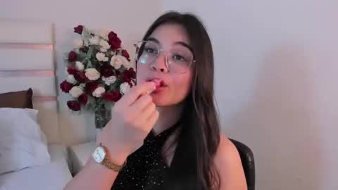 Camila online show from 02.11.25