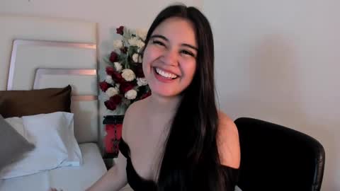 Camila online show from 03.10.25