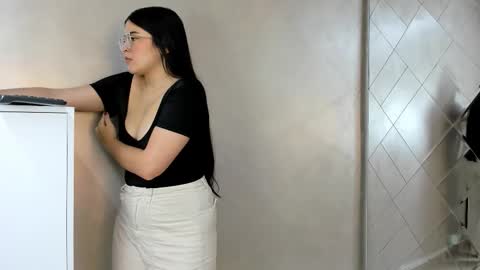 Camila online show from 09.18.25