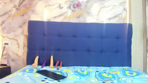 camilavualteros online show from 01.09.26