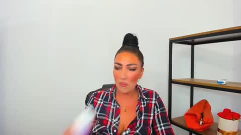 CamileEyes online show from 12.07.24