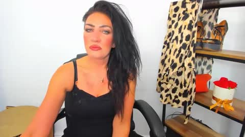 CamileEyes online show from 12.07.24