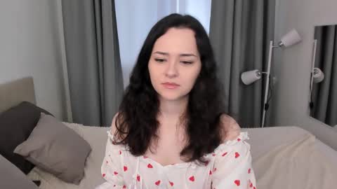 Snapshot of camilla_rowen chatting on 11.08.25 Camilla online show from 11.08.25