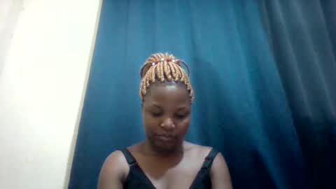 Snapshot of camillah_sweet chatting on 02.04.26 camillah_sweet online show from 02.04.26