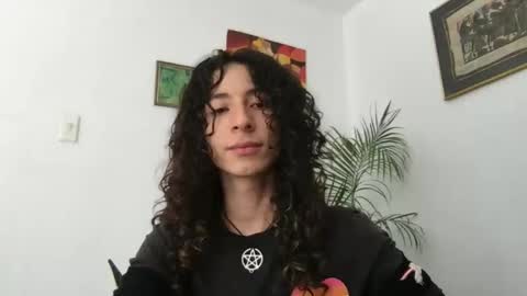 Snapshot of camille_delrey chatting on 11.23.25 Camille online show from 11.23.25