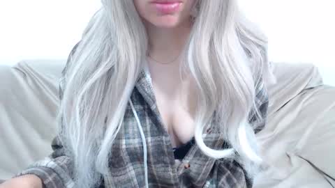 CamilleBunny online show from 05.10.26