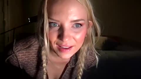 camilleclairexo online show from 05.12.26
