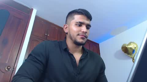 Snapshot of camilo_contre21 chatting on 06.09.26 camilo_contre21 online show from 06.09.26