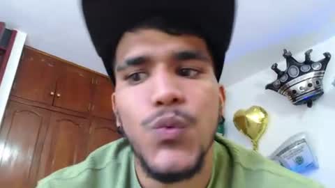 Snapshot of camilo_contre21 chatting on 07.14.26 camilo_contre21 online show from 07.14.26