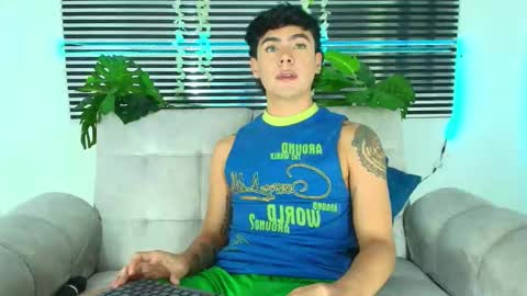 Snapshot of camilo_xcam chatting on 01.12.26 CAMILO online show from 01.12.26