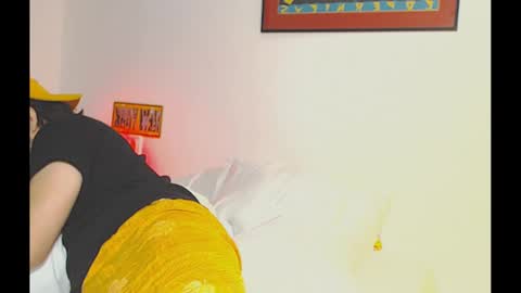 Snapshot of camilosaennz chatting on 01.13.25 camilo online show from 01.13.25
