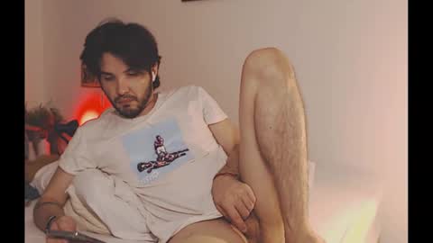 Snapshot of camilosaennz chatting on 01.17.25 camilo online show from 01.17.25