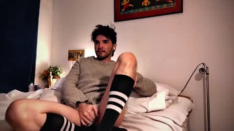 Snapshot of camilosaennz chatting on 02.10.25 camilo online show from 02.10.25