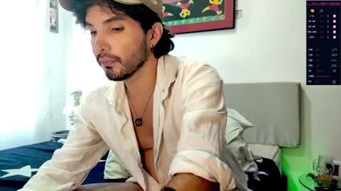 Snapshot of camilosaennz chatting on 09.09.25 camilo online show from 09.09.25