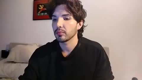 Snapshot of camilosaennz chatting on 09.17.25 camilo online show from 09.17.25