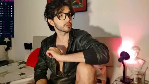 Snapshot of camilosaennz chatting on 09.21.25 camilo online show from 09.21.25