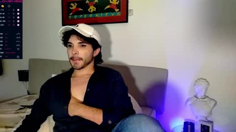 Snapshot of camilosaennz chatting on 09.25.25 camilo online show from 09.25.25