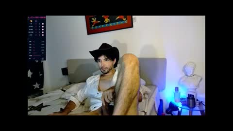 Snapshot of camilosaennz chatting on 09.26.25 camilo online show from 09.26.25