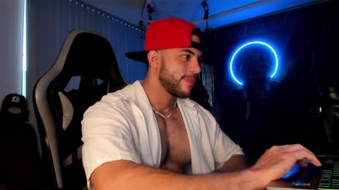 Snapshot of camilowatson chatting on 12.28.24 Camilo Watson online show from 12.28.24