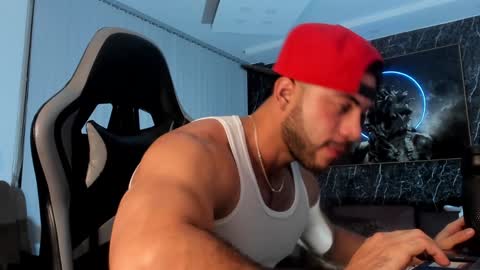 Snapshot of camilowatson chatting on 01.29.25 Camilo Watson online show from 01.29.25