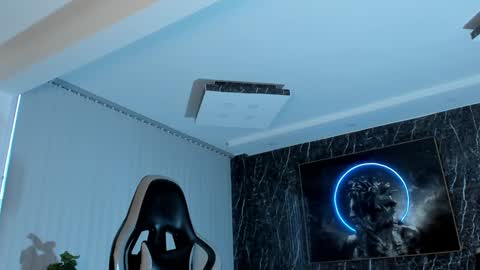 Snapshot of camilowatson chatting on 01.29.25 Camilo Watson online show from 01.29.25