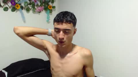 Snapshot of camiloyw2 chatting on 02.03.26 CAMILO online show from 02.03.26