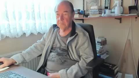 Cammee online show from 12.18.24