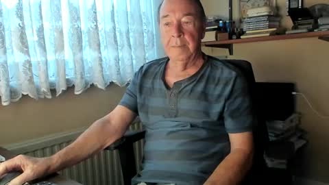 Cammee online show from 12.19.25