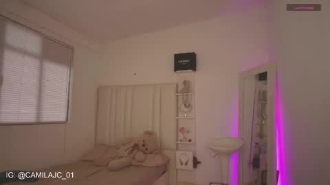 Laura Camila online show from 03.27.26