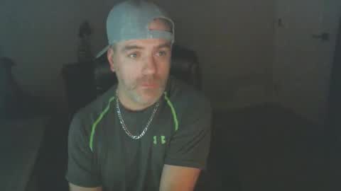 Snapshot of canadianboi6969 chatting on 11.30.25 CanadianBacon6969 online show from 11.30.25