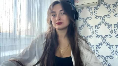 Snapshot of cancychill chatting on 11.08.25 Kate online show from 11.08.25