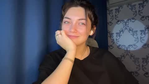 Snapshot of cancychill chatting on 11.25.25 Kate online show from 11.25.25