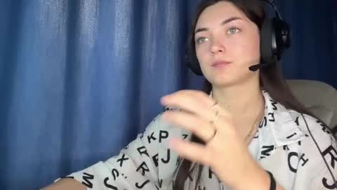 Snapshot of cancychill chatting on 12.15.25 Kate online show from 12.15.25