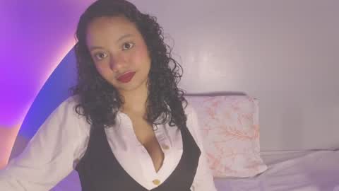 Snapshot of candela_cool chatting on 04.30.26 Candela online show from 04.30.26