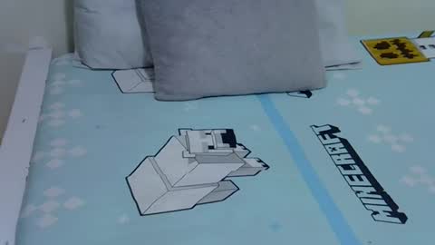 candiemaya online show from 10.12.25