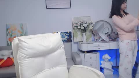 Snapshot of candy8998 chatting on 10.22.25 candy8998 online show from 10.22.25