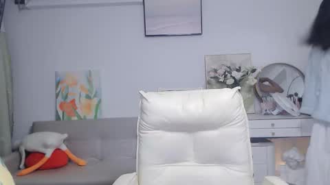 Snapshot of candy8998 chatting on 10.28.25 candy8998 online show from 10.28.25