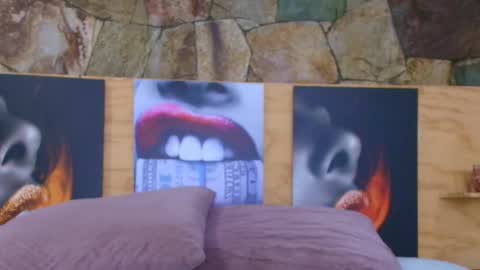 Snapshot of candy_feett chatting on 11.27.25 Jolie online show from 11.27.25