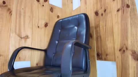 Snapshot of candy_feett chatting on 01.17.26 Jolie online show from 01.17.26